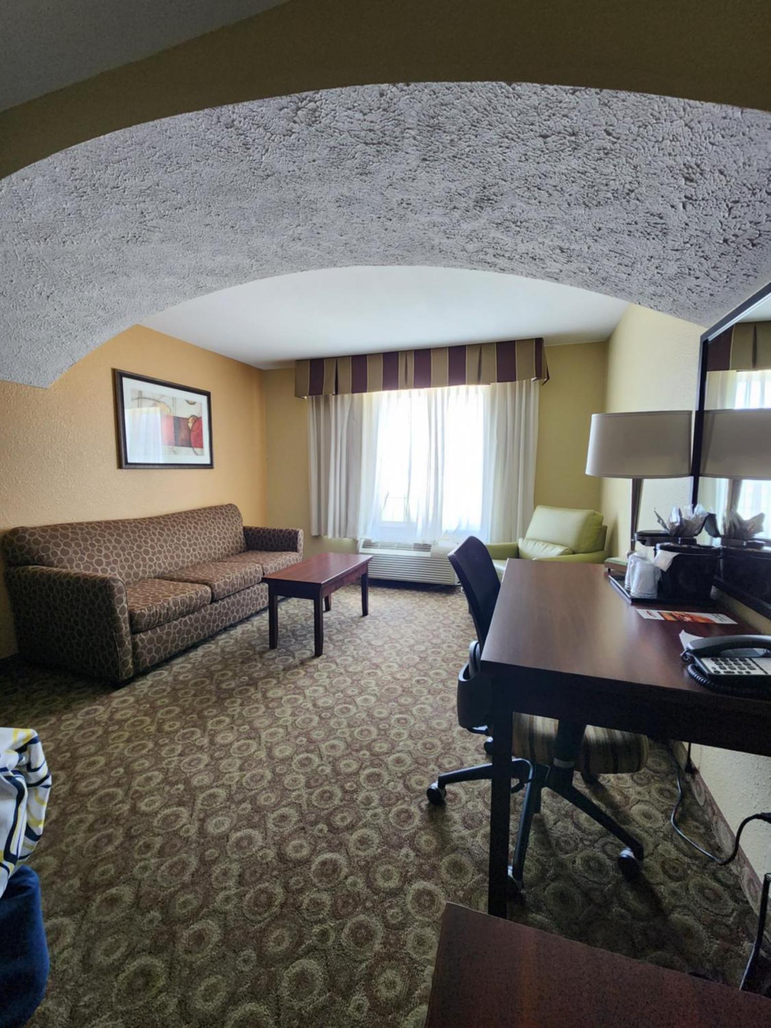 Highland Suites Minot Esterno foto